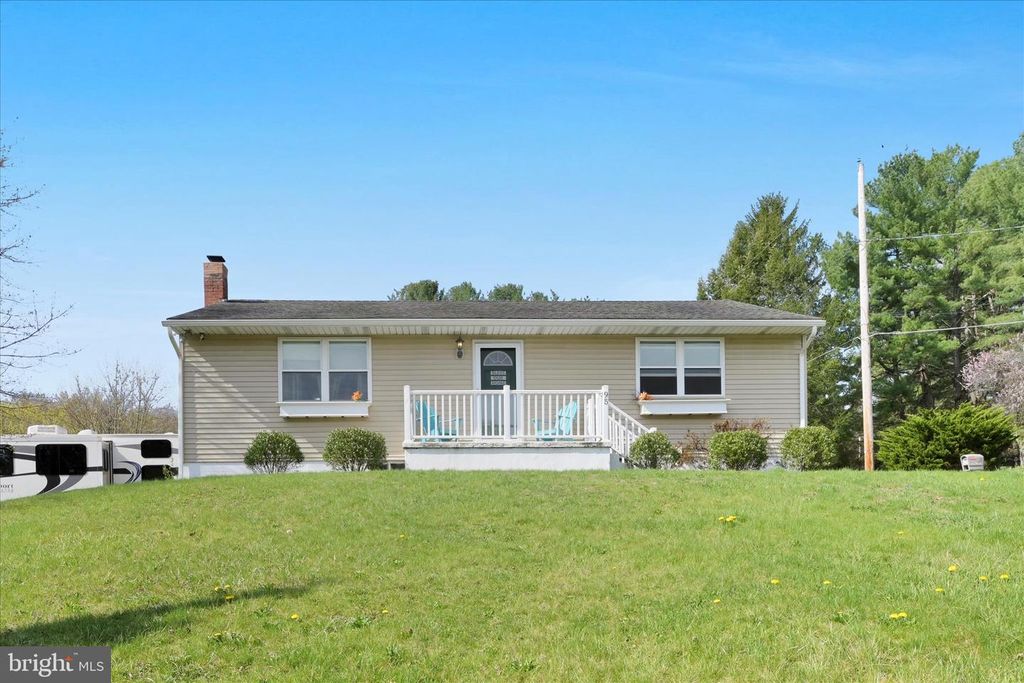 Image 6 of property listing at 95 NEW ST, Pottsville, PA 17901