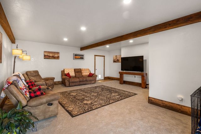 91 E Allison Avenue, Belgrade, MT 59714