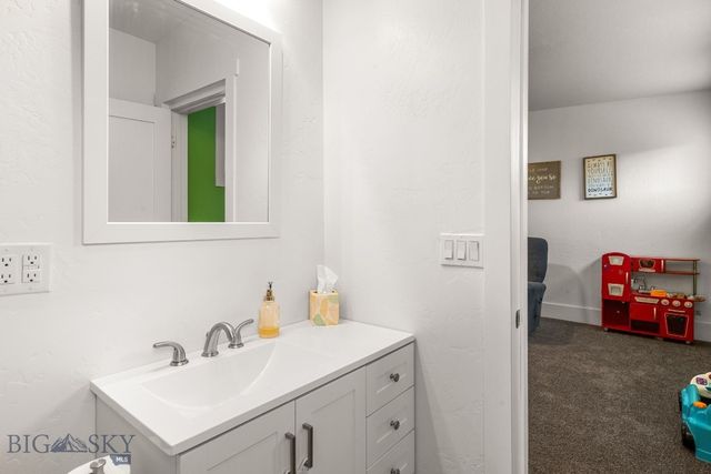 91 E Allison Avenue, Belgrade, MT 59714