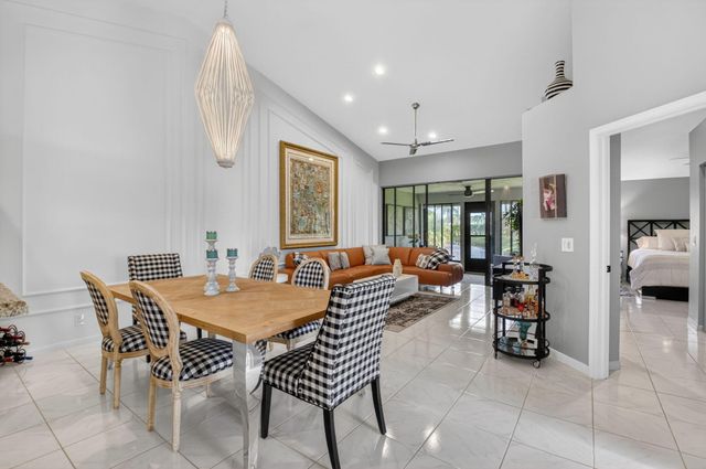 7978 Lexington Club Boulevard B, Delray Beach, FL 33446