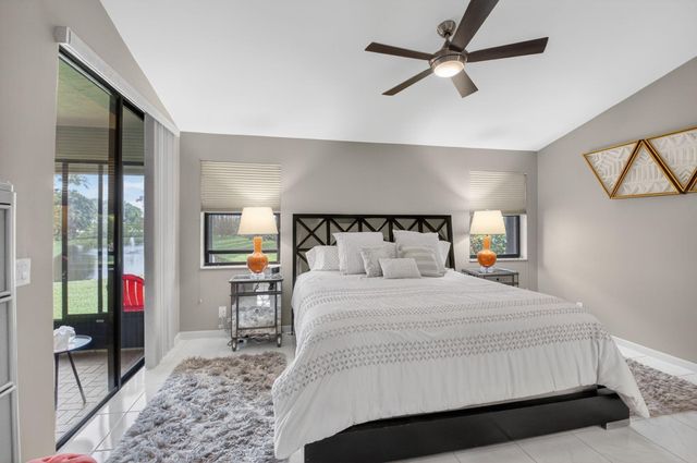 7978 Lexington Club Boulevard B, Delray Beach, FL 33446