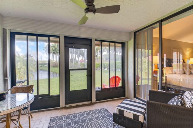 7978 Lexington Club Boulevard B, Delray Beach, FL 33446