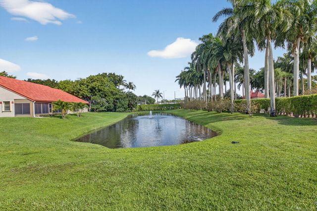 7978 Lexington Club Boulevard B, Delray Beach, FL 33446