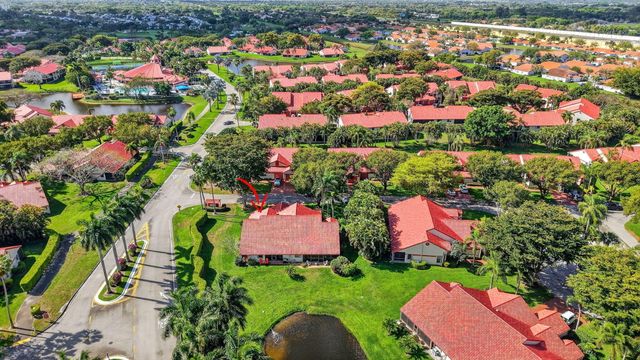 7978 Lexington Club Boulevard B, Delray Beach, FL 33446