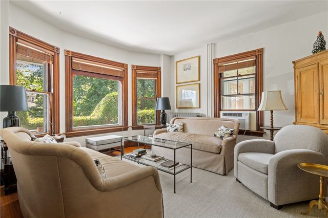 14 Greenough Place A, Newport, RI 02840