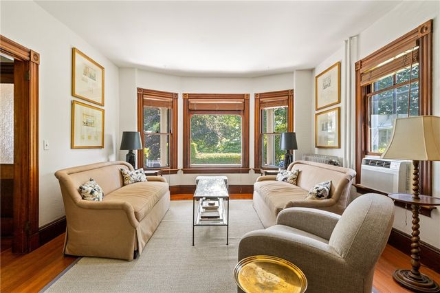 14 Greenough Place A, Newport, RI 02840