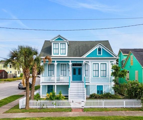 3301 Ursuline Street, Galveston, TX 77550