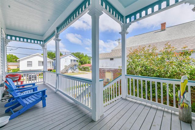 3301 Ursuline Street, Galveston, TX 77550