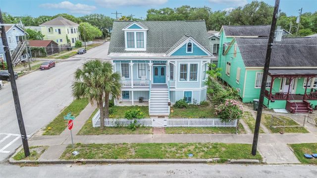 3301 Ursuline Street, Galveston, TX 77550