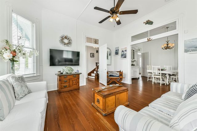3301 Ursuline Street, Galveston, TX 77550
