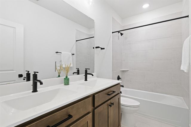 5511 Orangery Lane, Manvel, TX 77578