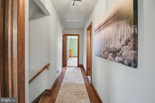 1881 TOWNSHIP LINE RD, Telford, PA 18969