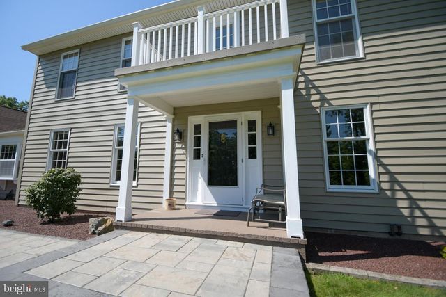 1881 TOWNSHIP LINE RD, Telford, PA 18969