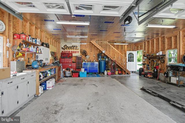 1881 TOWNSHIP LINE RD, Telford, PA 18969