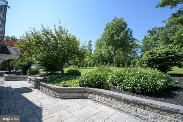 1881 TOWNSHIP LINE RD, Telford, PA 18969