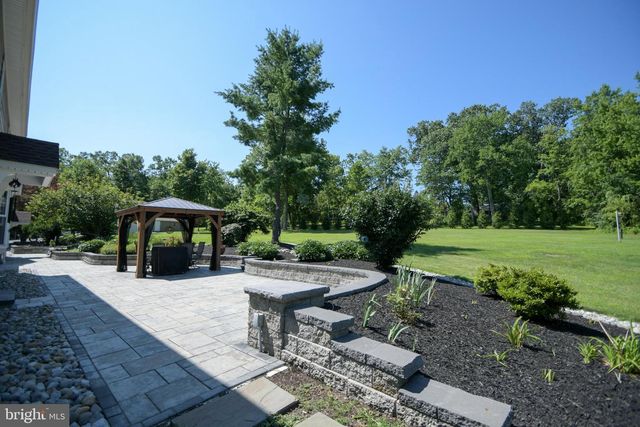 1881 TOWNSHIP LINE RD, Telford, PA 18969