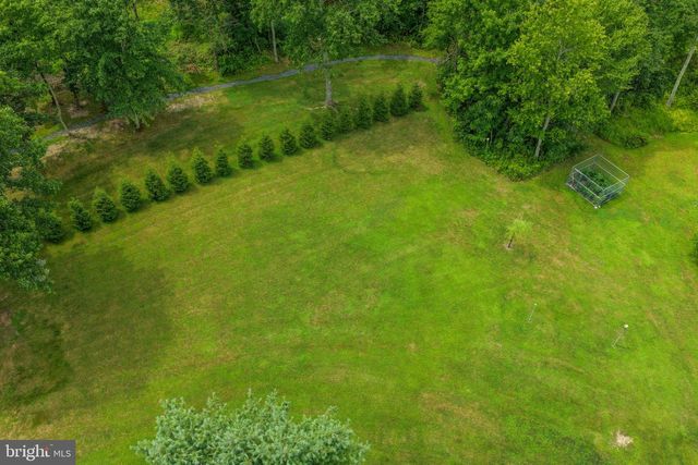 1881 TOWNSHIP LINE RD, Telford, PA 18969