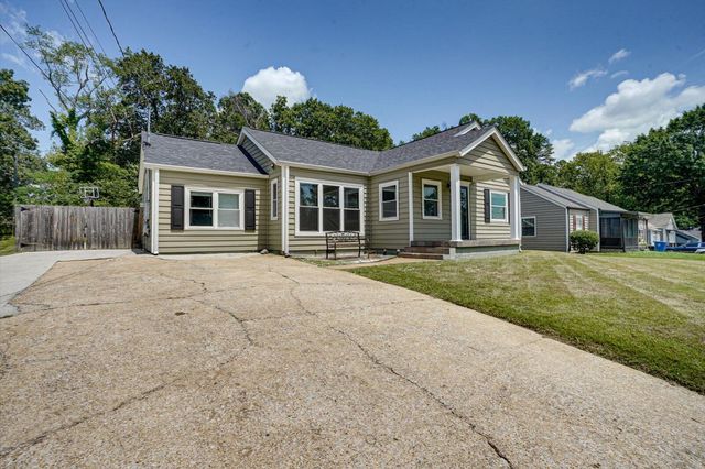 4303 Kemp Drive, Chattanooga, TN 37411