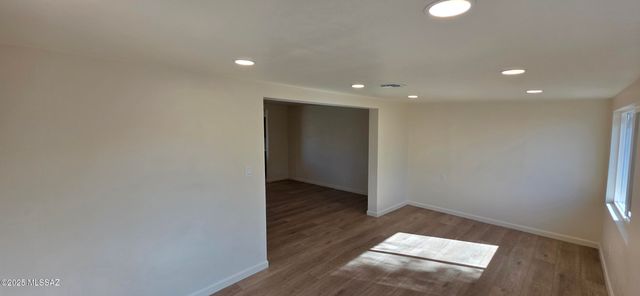 7110 E Calle Cuernavaca, Tucson, AZ 85710