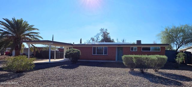 7110 E Calle Cuernavaca, Tucson, AZ 85710