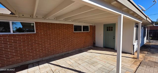 7110 E Calle Cuernavaca, Tucson, AZ 85710