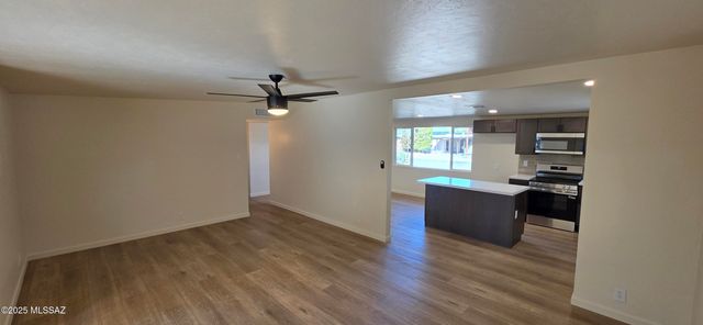 7110 E Calle Cuernavaca, Tucson, AZ 85710