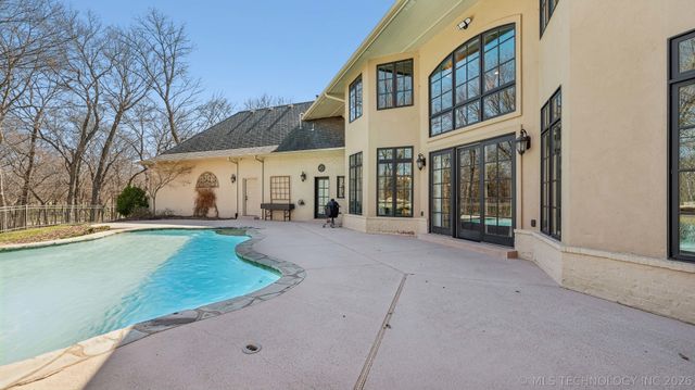 19715 E Clear Brook Road, Owasso, OK 74055