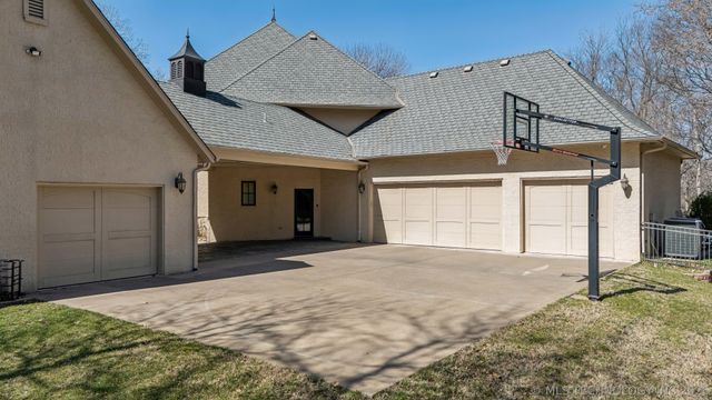 19715 E Clear Brook Road, Owasso, OK 74055