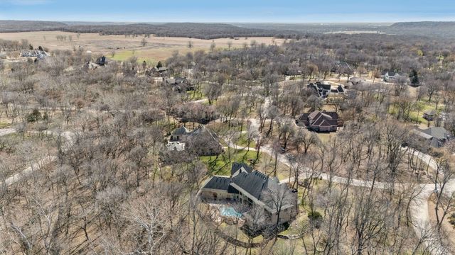 19715 E Clear Brook Road, Owasso, OK 74055