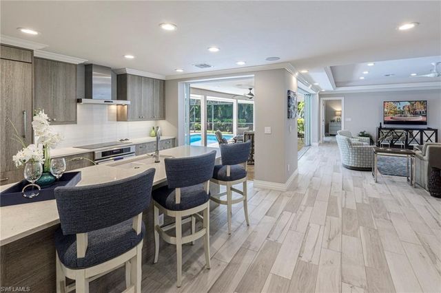 3720 Parkview WAY, Naples, FL 34103