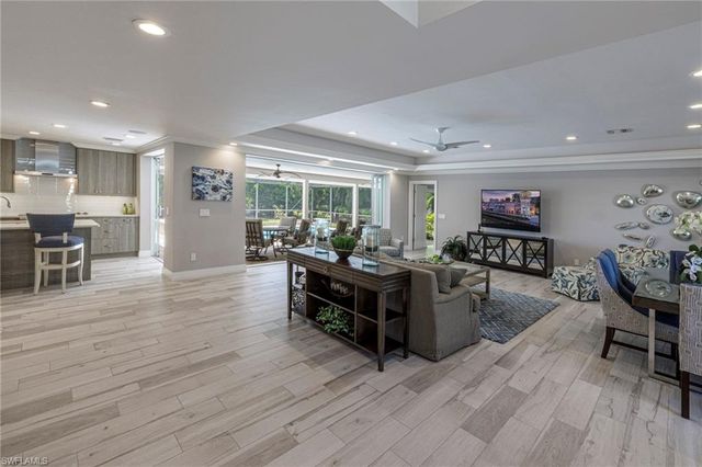 3720 Parkview WAY, Naples, FL 34103