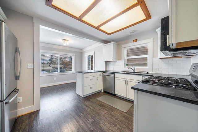 563 Rock - 152 Maple Street, Ashland, OR 97520