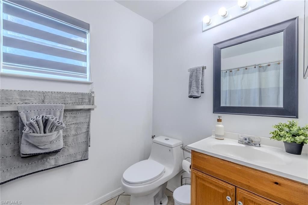 326 NE 10th TER, CAPE CORAL, FL 33909 — photo 2