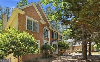 514 Lovinggood Court, Woodstock, GA 30189