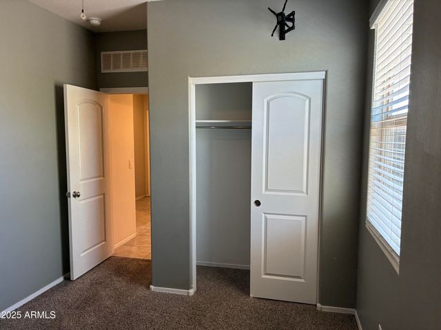 25698 W DESERT Drive, Buckeye, AZ 85326