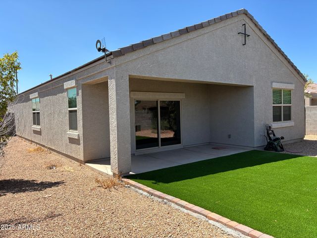 25698 W DESERT Drive, Buckeye, AZ 85326