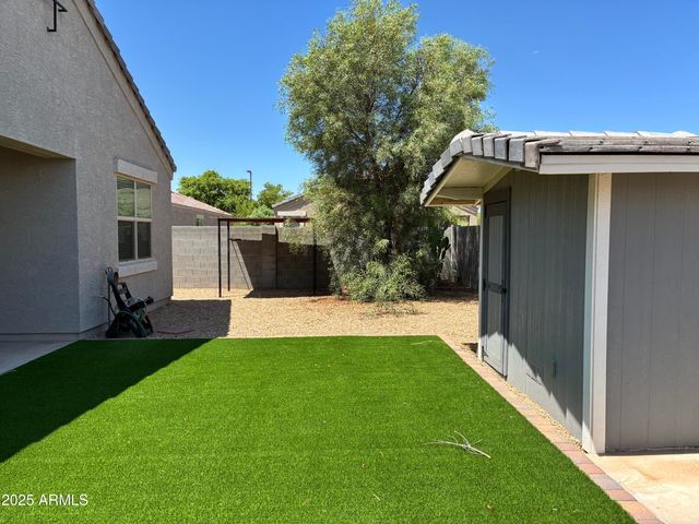 25698 W DESERT Drive, Buckeye, AZ 85326