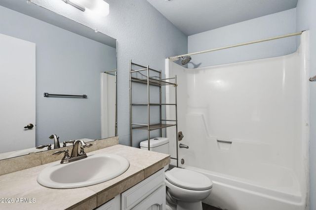 660 LEISURE WORLD --, Mesa, AZ 85206