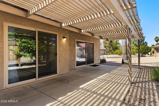 660 LEISURE WORLD --, Mesa, AZ 85206