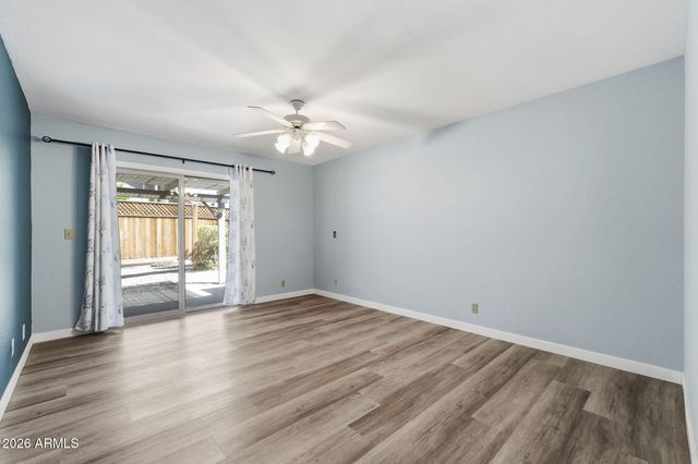 660 LEISURE WORLD --, Mesa, AZ 85206