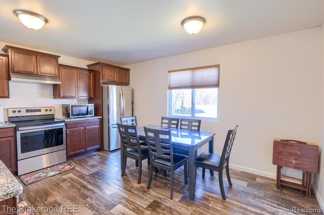 6034 Willow Trail, Grand Blanc, MI 48439