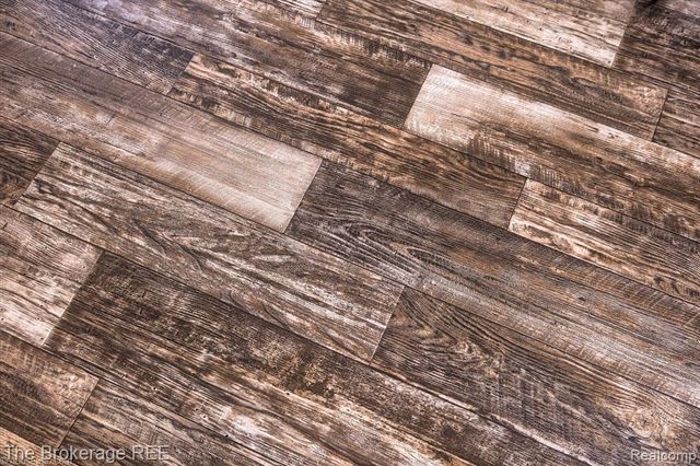 6034 Willow Trail, Grand Blanc, MI 48439