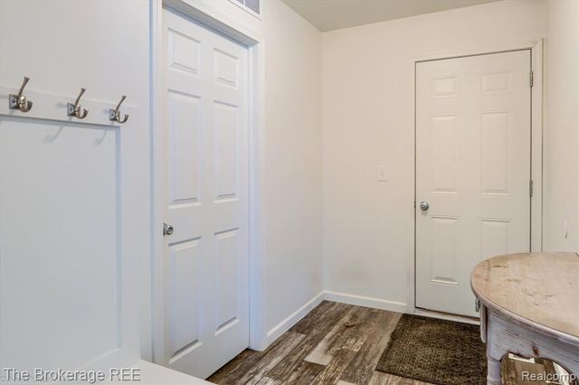 6034 Willow Trail, Grand Blanc, MI 48439