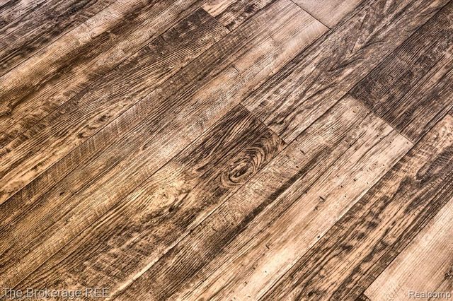 6034 Willow Trail, Grand Blanc, MI 48439