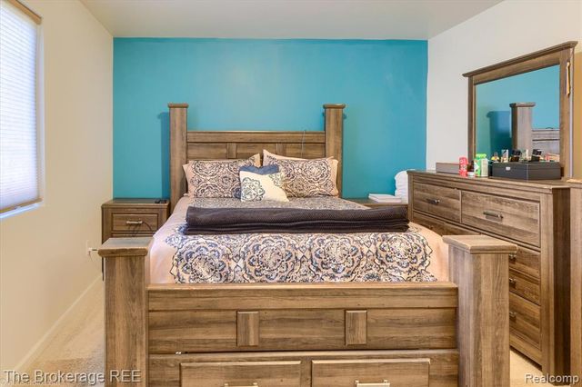 6034 Willow Trail, Grand Blanc, MI 48439