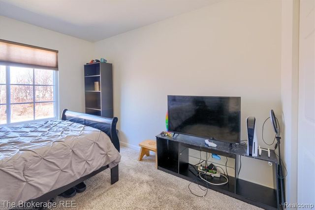 6034 Willow Trail, Grand Blanc, MI 48439