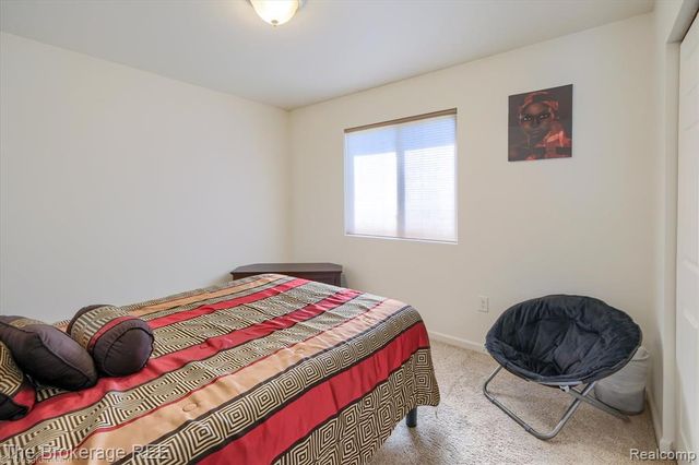 6034 Willow Trail, Grand Blanc, MI 48439