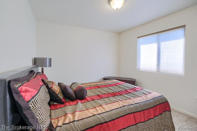 6034 Willow Trail, Grand Blanc, MI 48439