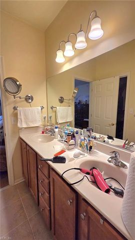 704 Rustads CIR, Williamsburg, VA 23188