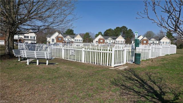 704 Rustads CIR, Williamsburg, VA 23188